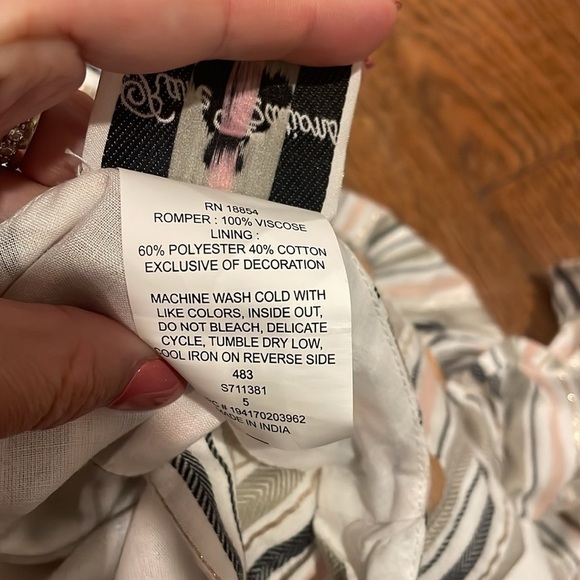 EUC Rare Editions Stripe Sleeveless Belted Dress, White and Grey Combo size 5 - Picture 9 of 9